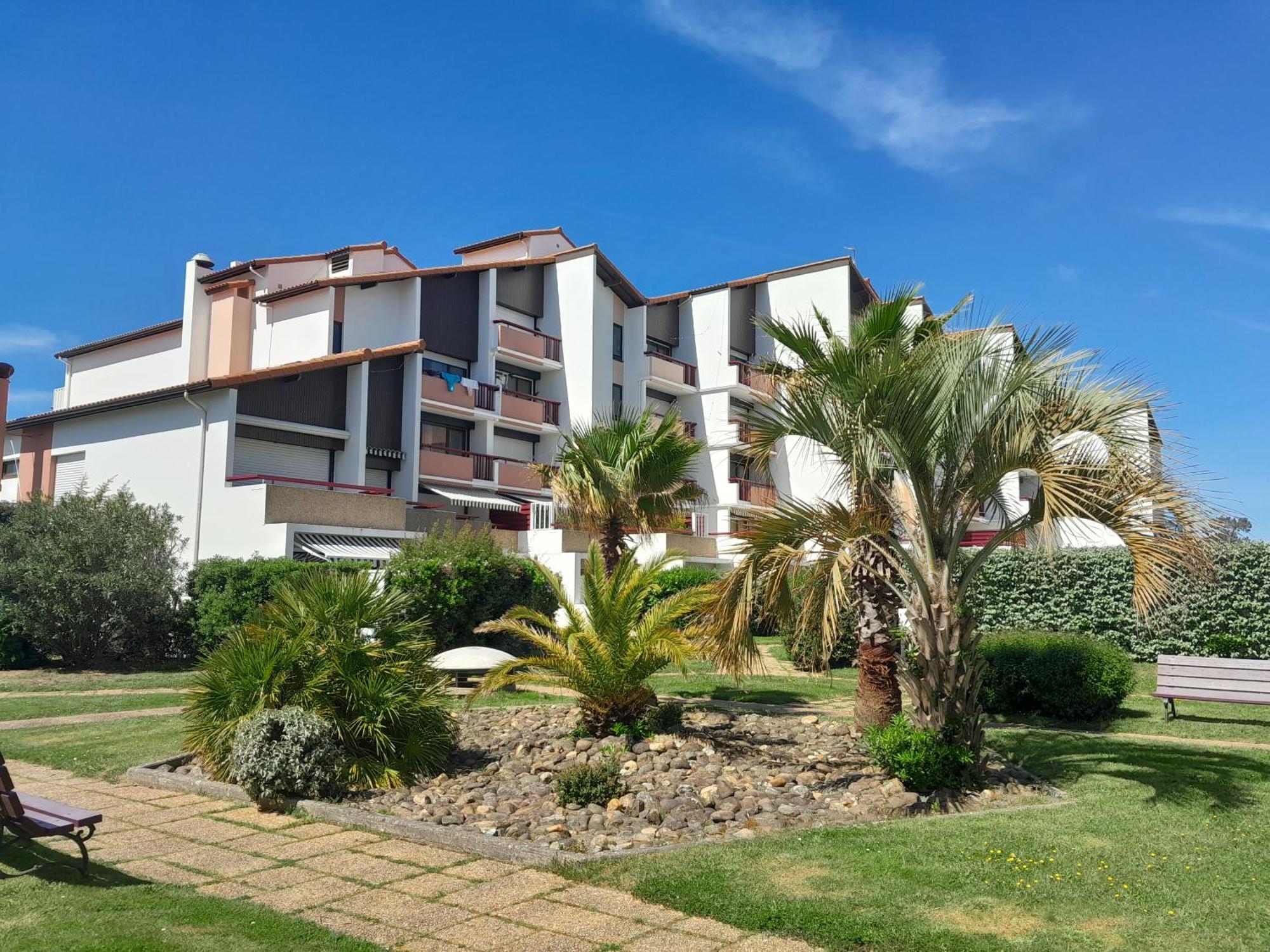 Apartamento Joli 2 Pieces Sur Le Port Avec Piscine, Terrasse, Parking Capbreton Exterior foto